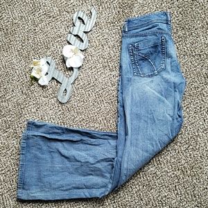 🛍4/15$$ White House Black Market brand Jeans